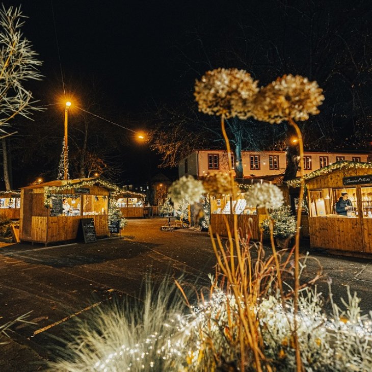 Kuenstlerweihnachtsmarkt Fronhof 2021